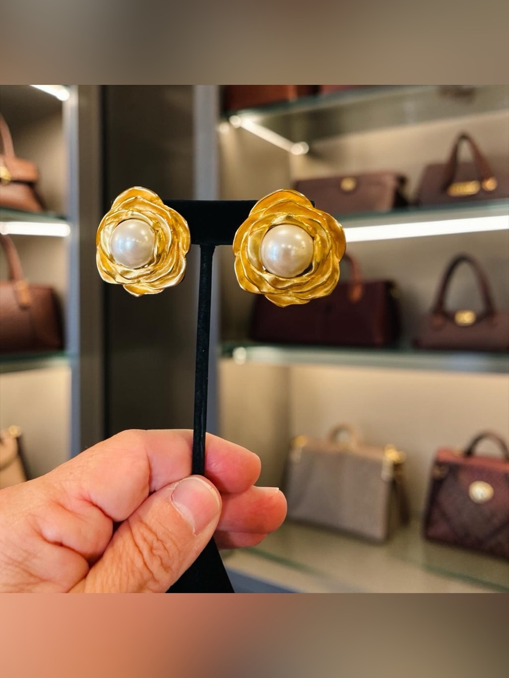 Givenchy Authentic Luxury Designer Vintage Retro Runway Iconic Pearl Earrings